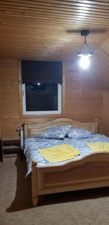 Садиба Квітка Карпат Ruska Mokra Bagian luar foto